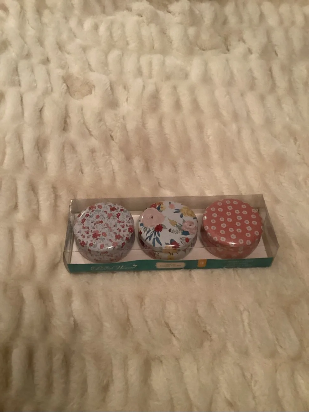 Pioneer Woman 3-Piece Baked Goods Collection Tin Candles Set